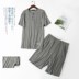 Pajama bộ người đàn ông của mùa hè phương thức vòng cổ quần short ngắn tay áo đơn giản phần mỏng màu rắn có thể được đeo bên ngoài nhà mát mẻ dịch vụ Bên ngoài ăn mặc