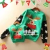 Mùa đông mới, gia đình bé trai và bé gái vừa cài đặt Giáng sinh phiên bản Hàn Quốc của những người yêu thích áo phông cotton và áo len dày của cha mẹ
