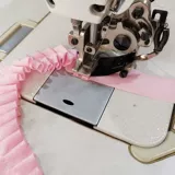 Аксессуары для промышленной швейной машины Плиссированная морщинка, сложенная автомобильная морщина, четыре стежки, одна плиссированная, восемь писков и складной морщин