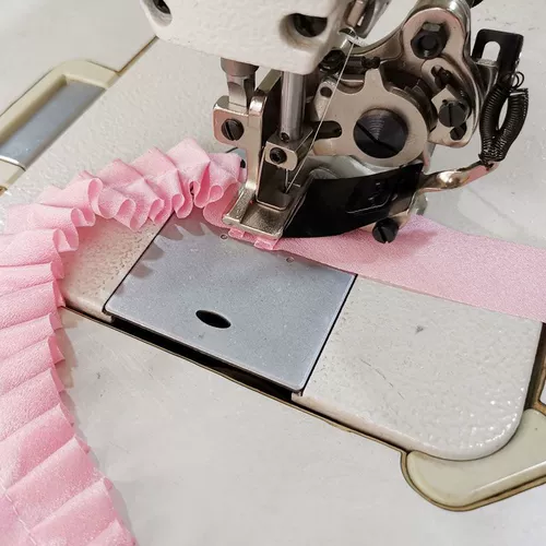 Аксессуары для промышленной швейной машины Плиссированная морщинка, сложенная автомобильная морщина, четыре стежки, одна плиссированная, восемь писков и складной морщин