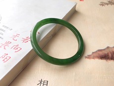 Украшения на руку 姿政轩和田玉天然俄罗斯碧玉手镯苏工精雕菠菜绿老料爆款手饰