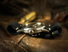 Винтажные наручные часы 乌克兰代购working◇古着1980s苏联军表机械真皮复古腕表男士手表