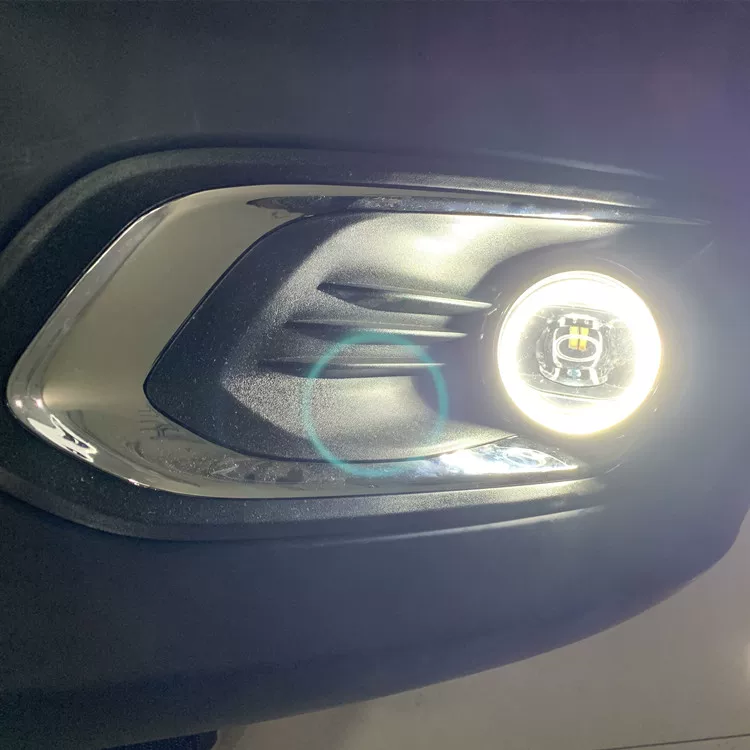 Подходящий комплект для Ford 15-18 Ferrius Mist Light Total Set Mustang LED Легенда Глаз Ангел Свет Под ежедневное освещение
