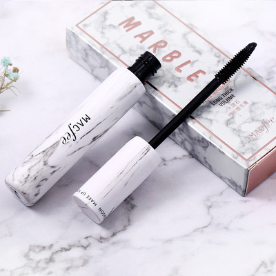 蔻 霏 Vibrato với cùng một đoạn mascara bằng đá cẩm thạch dài 4d uốn cong không thấm nước và thấm mồ hôi không trang điểm nở rộ - Kem Mascara / Revitalash chuốt mi the face shop Kem Mascara / Revitalash