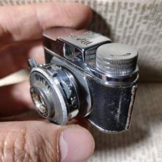 Камеры 日本古董1940年代迷你mycro 微型间谍特殊机械袖珍胶卷相机带皮套