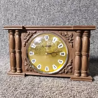 Западные антикварные механические часы наблюдает за тем, как Немецкий шварцвальный деревянный резин
