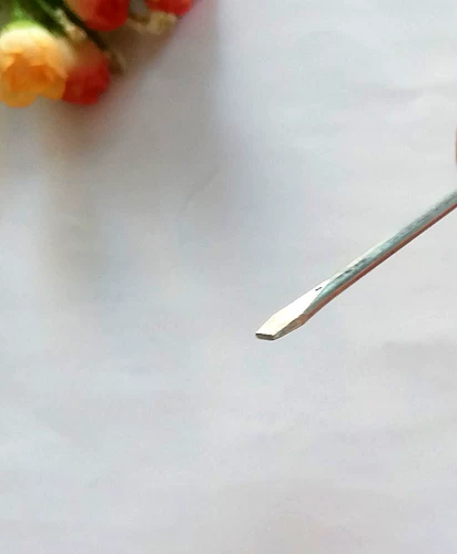 Кристаллическая прозрачная швейная машина расписана одно слово отвертка, один юань два юаня магазин небольших товаров оборудование для домашнего универмага оптом