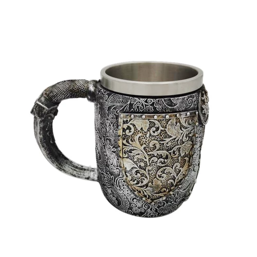 Римская рыцарская смола из нержавеющей стали чашка черепа 3D -шлем с пивным кружкой черепа