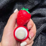 Милый бесцветный детский увлажняющий восстанавливающий бальзам для губ