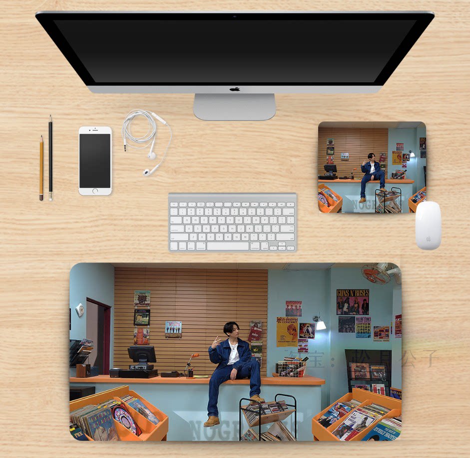 BTS Bulletproof Youth Tuan Tian Yiguo Shop Cushion Mouse Guts Super Large Desk Case Custom Customized Keyboard Jungkook