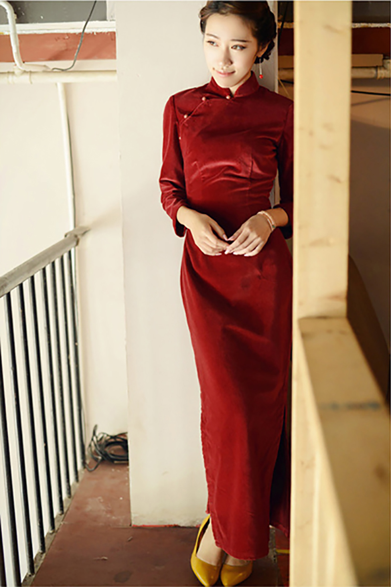 Long retro cotton velvet colored cheongsam, long sleeve, increased thickness Long retro cotton velvet colored cheongsam, long sleeve, increased thickness