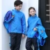 Đồng phục học sinh mùa đông và áo lót nhung ba mảnh nam nữ ngoài trời không thấm nước phù hợp với áo gió xanh xanh đỏ áo khoác jeans nam Quần áo ngoài trời cho trẻ em