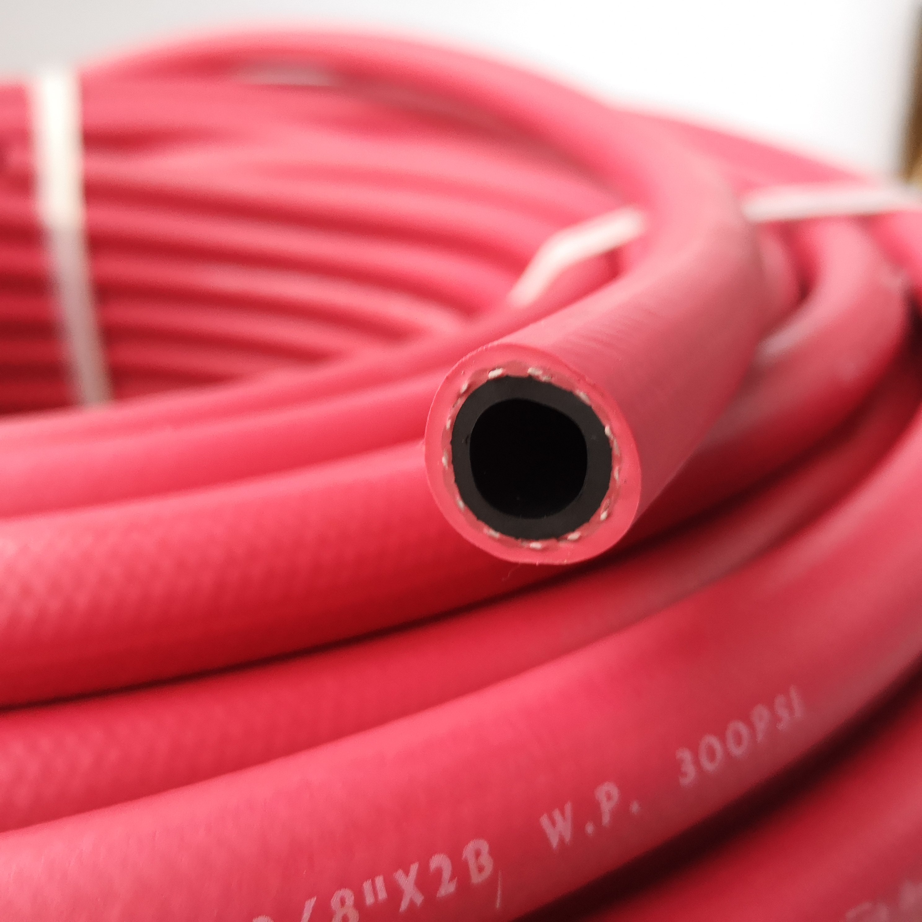 奥迪 A5 全车水管的材质有哪些？