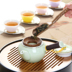 Màu xanh và trắng sứ trà lễ sáu quý ông kết hợp tre kết hợp trà kim trà clip trà rò rỉ trà muỗng khay trà phụ kiện kung fu trà bộ Trà sứ