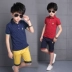 Quần áo trẻ em mùa hè cho bé trai 2020 mới vừa và lớn trẻ em cotton tinh khiết mùa hè trẻ em tay ngắn phù hợp với áo hai dây - Phù hợp với trẻ em