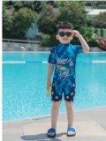 Детский купальник, униформа для плавания для мальчиков, пляжные штаны, семейный стиль, короткий рукав, защита от солнца, подходит для подростков