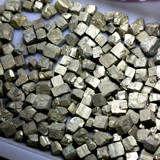 Натуральный монокристалл, квадратная природная руда, украшение, 100 грамм