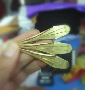 Бесплатная доставка Liangshan Yi Пероральные струны высокий качество 3 -Leaf 4 -Leaf Strings Одиночные продажи без бамбуковых труб