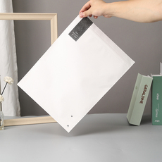 Бумажные крафт пакеты 服装包装袋 牛皮纸自封袋衣服内衣袜子袋环保时尚覆膜防水高档袋