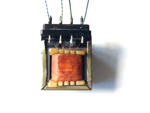 Японский галстук Mulan Audio Signal повышал говядину -сигнал Cow 600 евро: 1600 евро, оригинальная разборка.