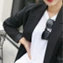 Phiên bản Hàn Quốc 2018 mới mùa xuân và mùa thu mặc màu đen nhỏ phù hợp với nữ lớn size rộng mỏng và đơn giản áo khoác nữ