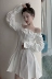 Mùa thu phụ nữ 2018 phong cách mới Hồng Kông hương vị tính khí quây từ cổ áo cao eo đơn ngực dài tay trắng ăn mặc váy đầm