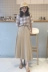 Mùa xuân và mùa hè Hàn Quốc phiên bản của gió mùa đông quăn kẻ sọc v- cổ tay áo áo sơ mi + eo cao giảm béo váy dài bộ