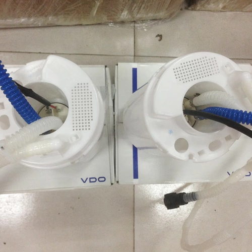 Оригинальный Audi Q7 Специальные автомобильные аксессуары Электрический масляный насос Топливный насос Топливный бак Топливный насос Оригинальный оригинальный автомобиль VDO