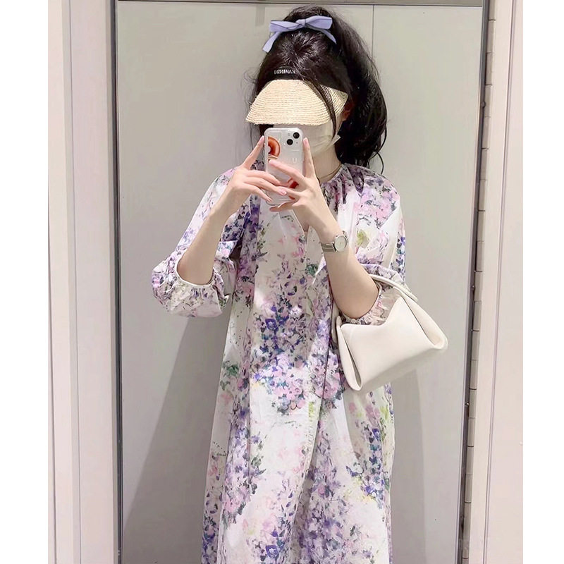 2022 Summer New stylish printed dress, round neck, five-quarter sleeves, loose commuting lace-up, seaside vacation long dress Item Picture