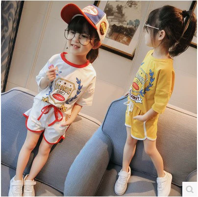 Cô gái mùa hè 2020 trẻ em Hàn Quốc mới bé gái Áo thun ngắn tay + quần short cotton hai mảnh giản dị - Phù hợp với trẻ em