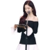 Phiên bản Hàn Quốc mới của Châu Âu và Hàn Quốc của essica Jung Soo-yeon với cùng phong cách tự tu luyện cổ áo một chữ, tay dài lệch vai màu sắc phù hợp với váy dài tay