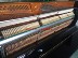 Hàn Quốc nhập khẩu đàn piano cũ Yingchang U131 mẫu búa màu đen chơi đàn piano thẳng đứng giá rẻ thực hành - dương cầm giá piano dương cầm