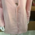 Áo len lông cừu màu hồng dài mùa đông giản dị của phụ nữ giảm giá T8106C - Áo khoác dài Áo khoác dài