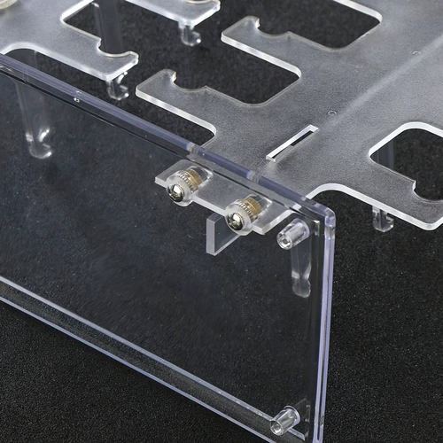 Стенд, солнцезащитные очки, трубка