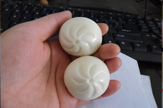 Изделие с гравюрой на слоновой кости