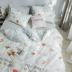Phong cách đơn giản bông bốn mảnh bộ nhỏ tươi và đáng yêu bông giường nhỏ dâu màu hồng giường tấm Bộ đồ giường bốn mảnh