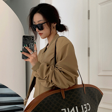 Короткая куртка