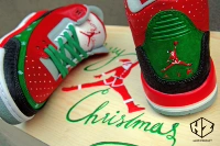 Flying Guy производит кроссовки на заказ DIY ID Служба, нарисованная рождественская тема
