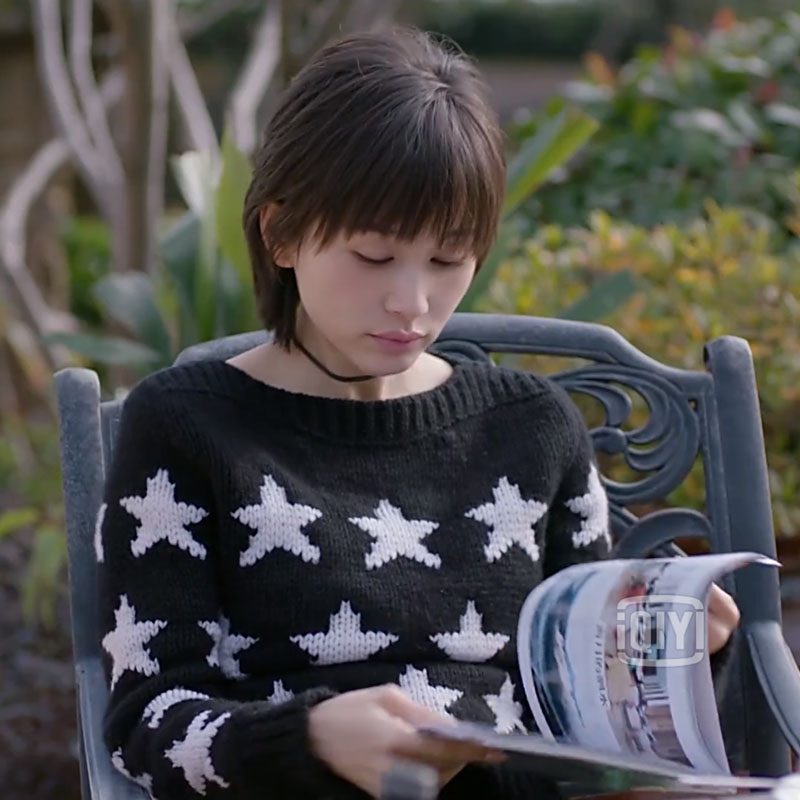 欢乐颂2王子文曲筱绡同款五角星星印花黑色毛衣韩版套头针织衫女