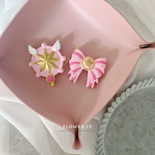 Волшебная карта девочка маленькая сакура Кюро создать ароматный духи ароматный ммулец ароматный камень подруга девочки милые украшения на машинах