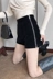Thu đông 2018 phiên bản Hàn Quốc mới của quần short nhung sang trọng đôi dây kéo nữ thời trang hoang dã quần lửng ống rộng rộng quần sooc trắng nữ Quần short