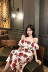 Dora Chaoren Hall Hồng Kông hương vị retro chic strapless từ cổ áo hoa váy kỳ nghỉ gió váy dài váy xoắn bụng Váy eo cao