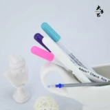 Ножницы, клей, клей-пистолет, игла для бисера, отвертка, плоскогубцы с игольчатыми наконечниками