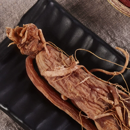 Северо -восточный красного женьшеня сахарного сахара, женьшень, гора, красный женьшень, не имеет копченого корейского женьшеня 250 граммов 7 ветвей.