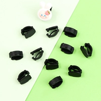 Черная туфли лягуша