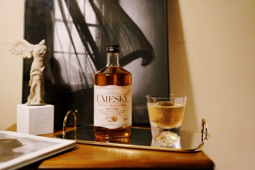 Евангелие любителей!Япония импортирован Ruohemei Liquor Umesky Plum Whiskey 720ML подарочная коробка