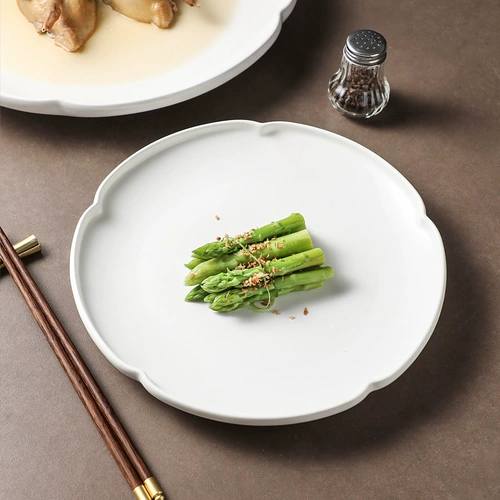 Китайское стиль частное блюдо специальное посуду белое кусочное настроение контекст холодный блюдо омар.