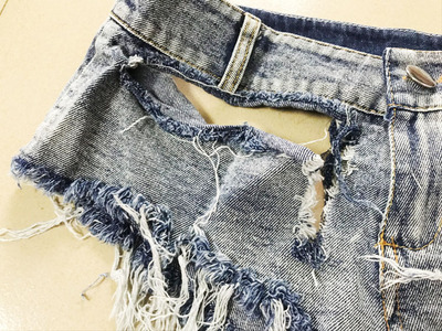 撩汉出品污衣烂的不能再烂jk小短裙酒吧性感走光超露月光牛仔短裙-淘宝网 撩汉出品污衣烂的不能再烂jk小短裙酒吧性感走光超露月光牛仔短裙-淘宝网