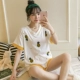 Đồ ngủ nữ Hàn Quốc mùa hè dễ thương ngắn tay hai mảnh cotton có thể mặc bên ngoài học sinh mỏng mùa hè dịch vụ nhà dứa - Cặp đôi