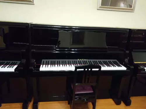 Япония импортировал Kawaii Piano Kawai Ku5 90 % New Black 131 выставочный зал.